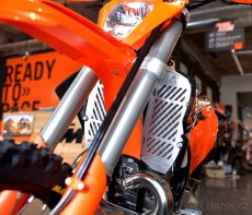 KTM, Husqvarna, Beta Výztuhy kryty chladiče s ventilátorem - 3