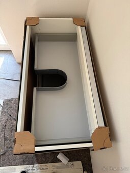 Koupelnová skříňka s umyvadlem - 3