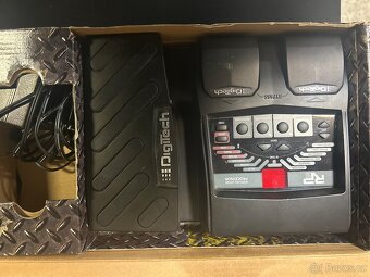 Kytarove multiefekty a efekty Digitech, Valeton. Moer - 3