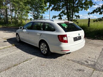 ŠKODA SUPERB 2 COMBI 2.0TDI XENONY TOP STAV - 3