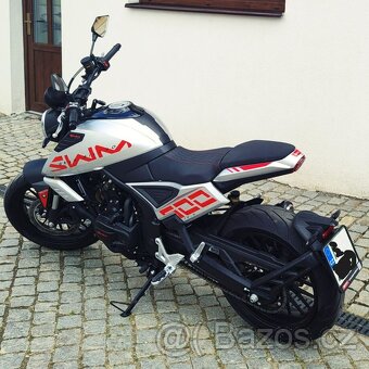 SWM - GRAN MILANO 500 - STŘÍBRNÁ EURO 5 - Předváděcí motocyk - 3