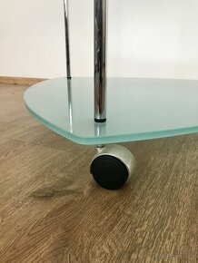 Servírovací stolek nebo stolek pod květiny pojízdný - 3