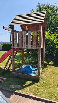 Herold hřiště - pískoviště, domeček, skluzavka, houpačky - 3