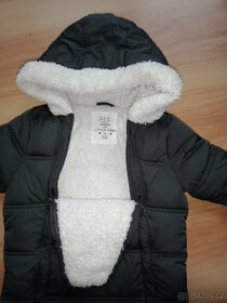 Zimní kombinéza velikosti 6-9M - 3