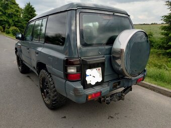 Mitsubishi Pajero - 3