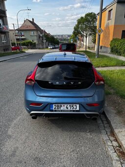 Volvo V40 D2, servis Volvo, nezávislé topení, panorama - 3