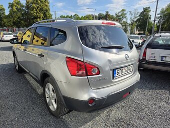 Nissan Qashqai
2.0 i 7 míst 104KW Panorama - 3