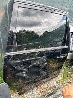 Predám dvere sklo Blantik kufor Toyota Previa 2000-2006 - 3