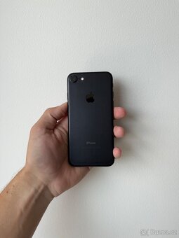 APPLE IPHONE 7 32GB - ČERNÝ,ZARUKA - 3