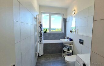 Pronájem bytu 2+kk 52 m (balkon, vybavený) - 3