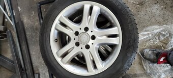Pneu Mercedes-Benz c200 - 3