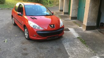 Peugeot 206+ 1,1-8V 44KW - 3