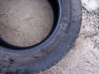 215/65R16C 2 ks - 3