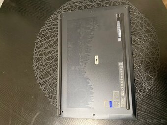 Prodám notebook MSI Prestige 14 (i7, 32GB RAM, 1TB, 4K UHD) - 3