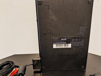 PlayStation 2 Slim novější verze - 3