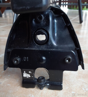 Uzamykatelný střešní nosič Thule s upevněním do fixních bodů - 3