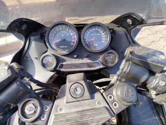 Kawasaki GPZ 1000 RX - 3