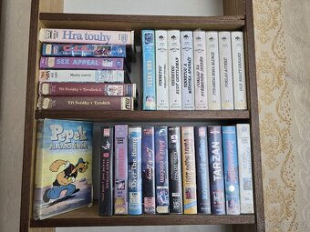 VHS videokazety, CD - 3