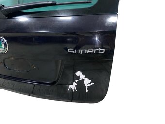 Páté dveře černá metalíza LF9R Škoda Superb 2 kombi 2013 - 3