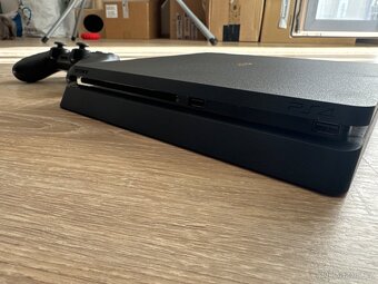 Playstation 4 Slim 500GB - 3
