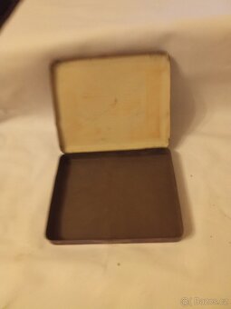 Plechová krabička od cigaret - 3