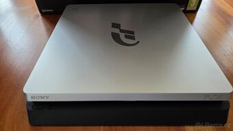 Sony PlayStation 4 Slim 1TB Grand Turismo SPORT edice - 3
