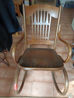 Ohýbaný nábytek. - 3