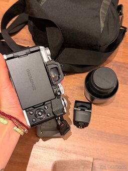 Olympus OM-D + objektivy - 3