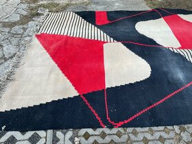 Retro koberec ve stylu Antonín Kybal - 3