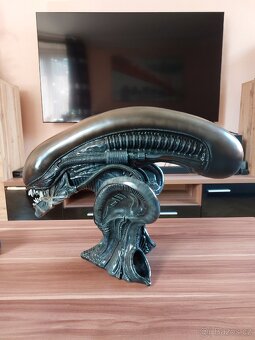 Alien Big Chap Legendary Scale Bust EX Version Sideshow - 3