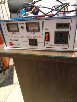 12V DC TO 220V AC INVERTER. - 3