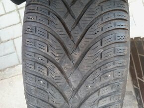 Kleber Krisalp HP3 SUV 215/65/R16 - 3