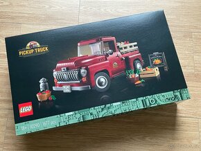 LEGO® Icons 10290 - Pick-up - 3