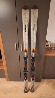 Lyže Atomic Beta Ride 10-20, docela zachovalé - 3