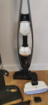 Tyčový vysavač Electrolux Pure Q9 ALGS - 3