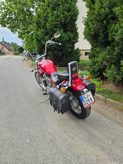 Suzuki Intruder VS 800 GL - 3