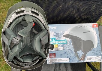 Lyžařskou / snowbordovou přilbu, zn. CRIVIT, vel. M - 3