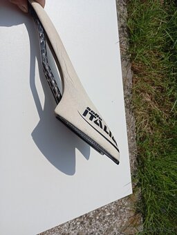 Sedlo Selle Italia - 3