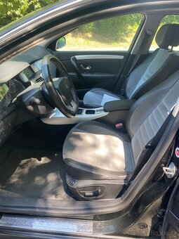 Renault Laguna 3 2.0 dci - 3