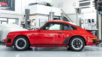 Porsche 911 3.2 Carrera z roku 1987 - 3