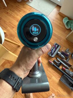 Dyson V15 Detect Total Clean, v záruce - 3