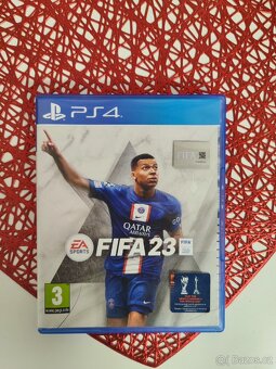 Hry na PS 4 - 3