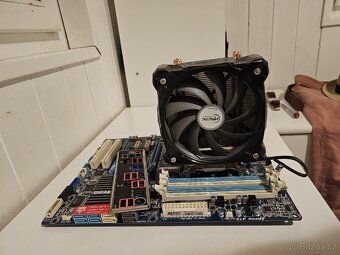 i7-3770k, Arctic Freezer i30 a Gigabyte GA-Z68XP-UD3 - 3