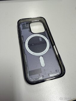 Iphone 16 pro spigen zero - 3