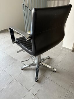 Kadeřnické hydraulické křeslo - 3