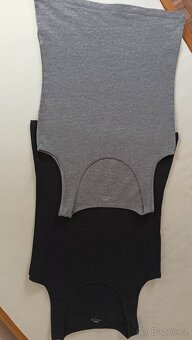 2 x dámské tílko vel. S - 3