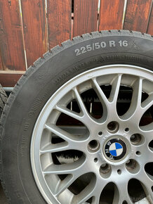 Alu kola BMW se zimními pneu 225/50/16, rozteč 5x120 - 3