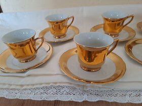STARÁ SADA PORCELÁNU Z LOUČEK - 3