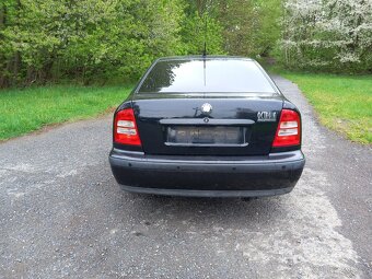 Škoda 2.0 benzín Laurin Klement r.v.2000 - 3