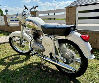 Jawa sport 250/590 krásný kousek po renovaci. - 3